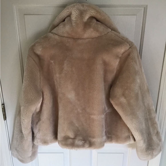 Cream Who What Wear Teddy/faux fur jacket Sz 1x - Picture 3 of 6